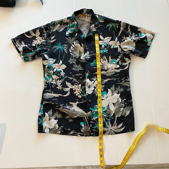 Kennington Vintage Men’s Hawaiian Orchids Short Sleeve Shirt Size Small - Picture 6 of 7